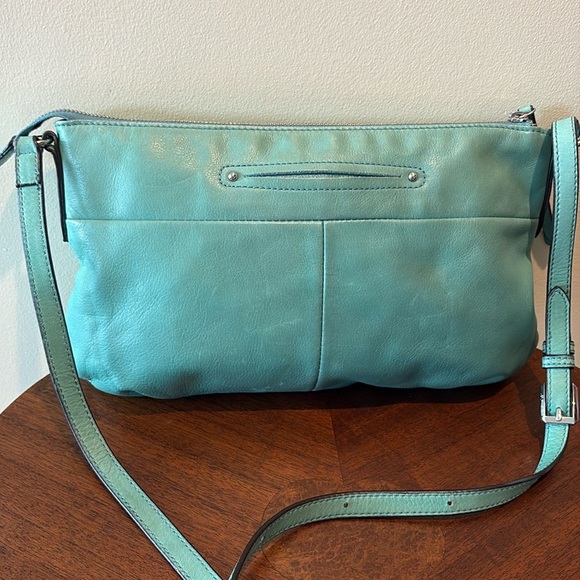 B. Makowsky  crossbody bag  shoulder bag  leather seafoam green  3 ext. pockets - Picture 15 of 17